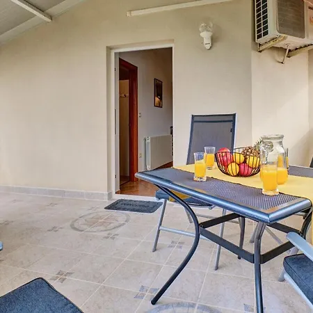 Holiday home Una With Sea View Near Beach *